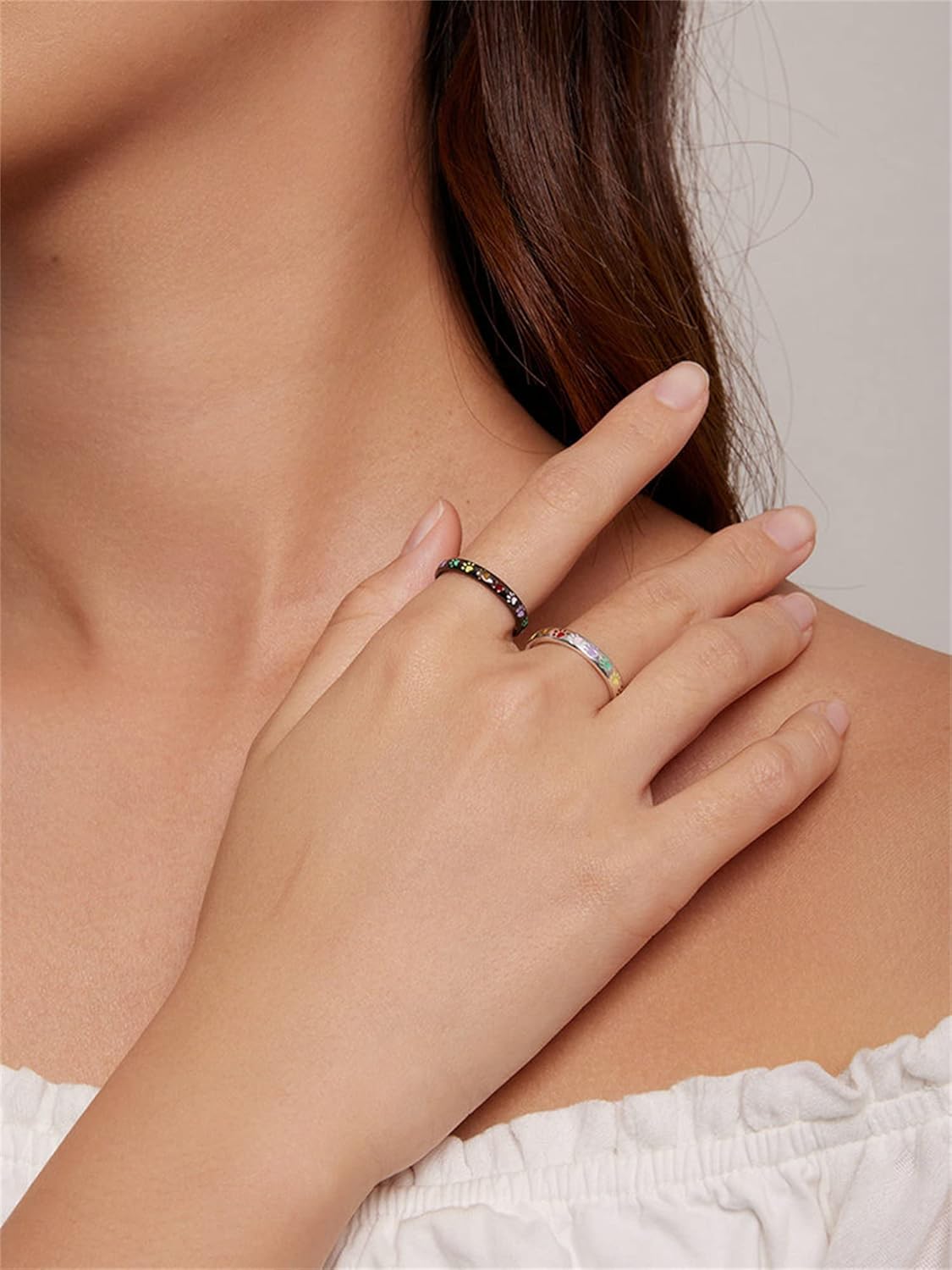 Enamelled Paw Ring in 925 Silver – Slim and Delicate