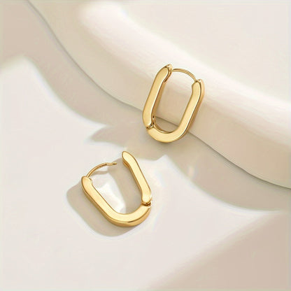 Chunky Oval Hoop Earrings – Gold-Tone Geometric Huggies
