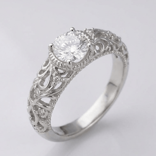 Vintage-Style Zirconia Solitaire Ring – Silver-Tone Filigree Band