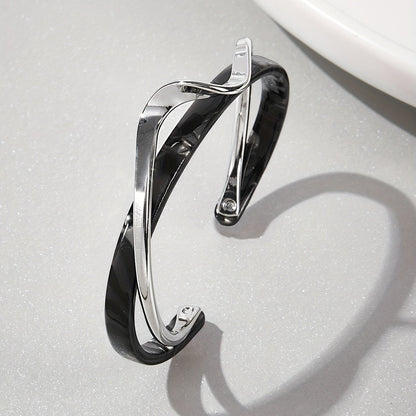 Minimalist Twist Cuff Bracelet – Two-Tone Enamel Open Cuff