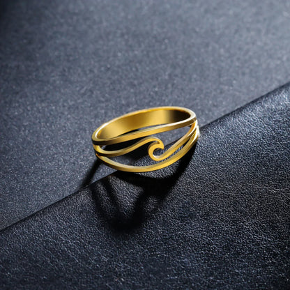 “Ocean Wave” Gold Ring