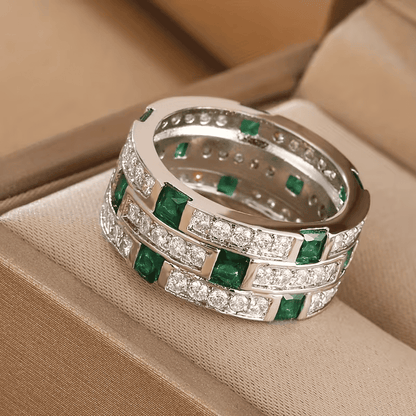 Emerald Matrix Ring – Geometric Lattice Statement Ring