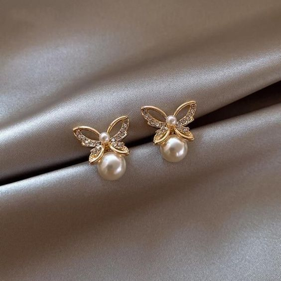 Vintage Butterfly Earrings with Pearls