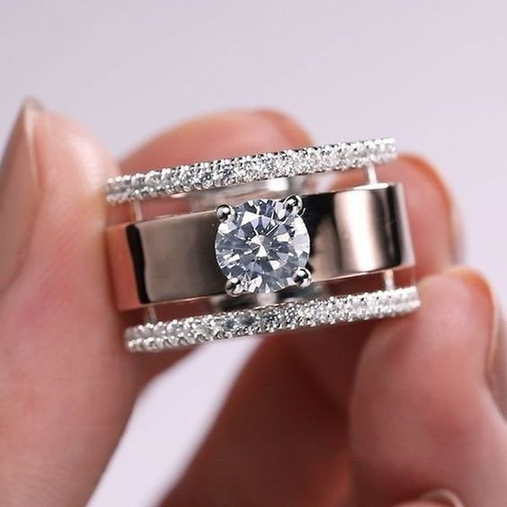 Wide Solitaire Band Ring – Two-Tone with Sparkling Pavé Edges